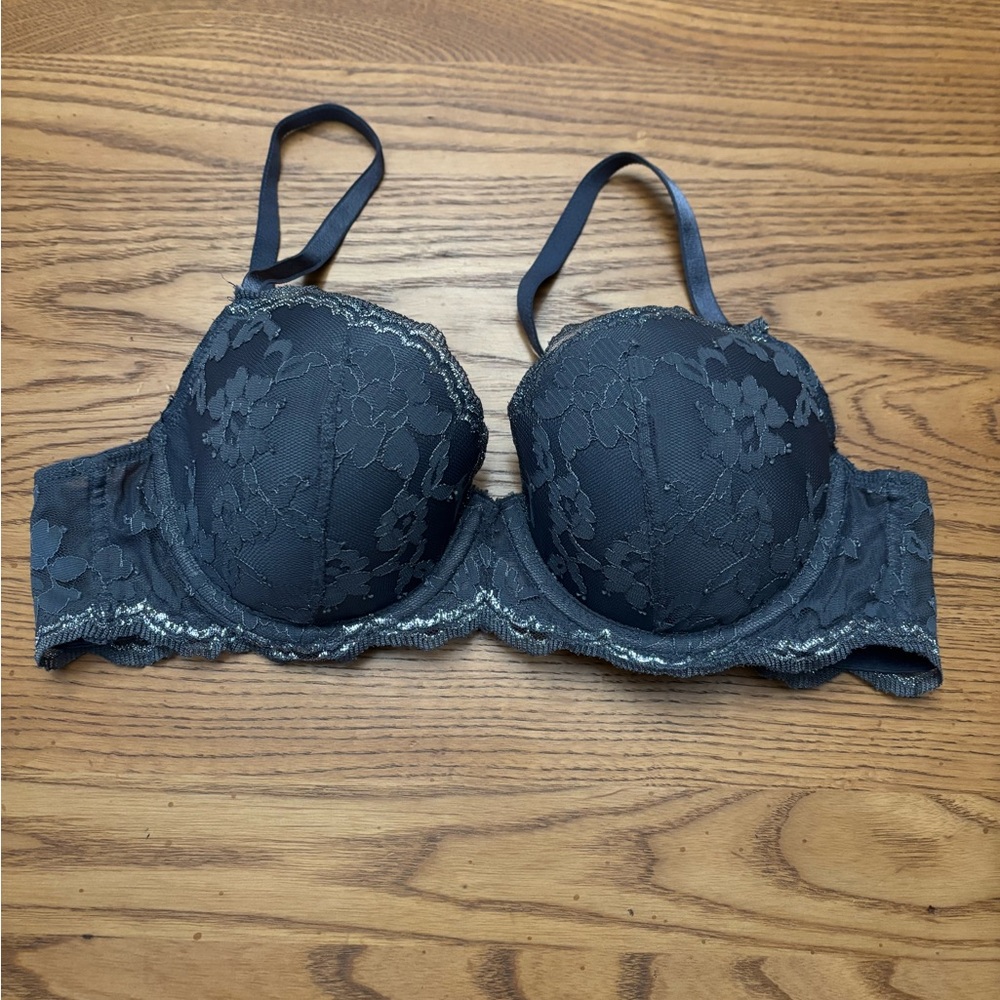 Victoria's Secret Midnight Floral Lace Bra